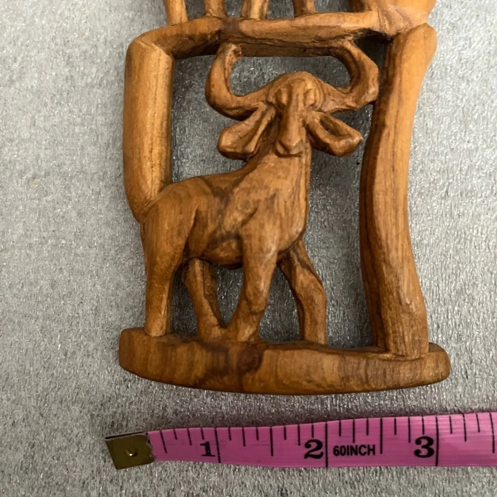 Handcrafted Brown Wooden African Animal Wall Decor small Panel - Picture 3 of 4